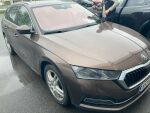 Skoda Octavia 2021 Metallinhohto Ruskea (beige)