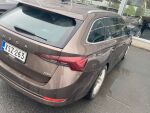 Skoda Octavia 2021 Metallinhohto Ruskea (beige)