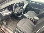 Skoda Octavia 2021 Metallinhohto Ruskea (beige)