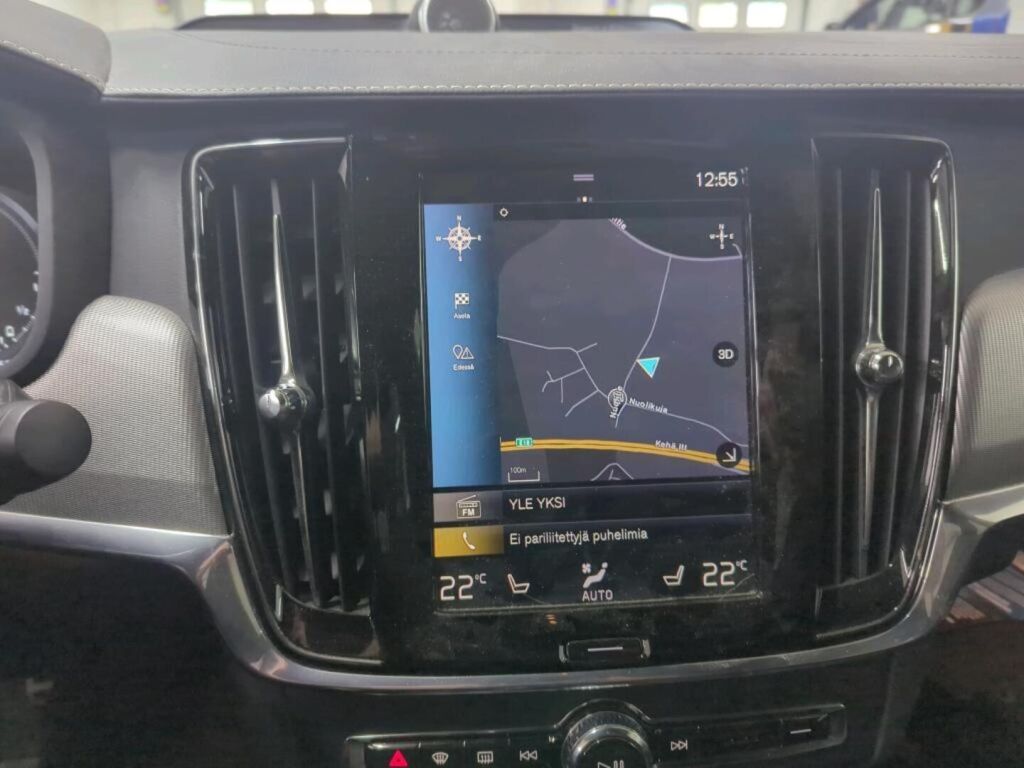 Volvo S90 2021 Musta