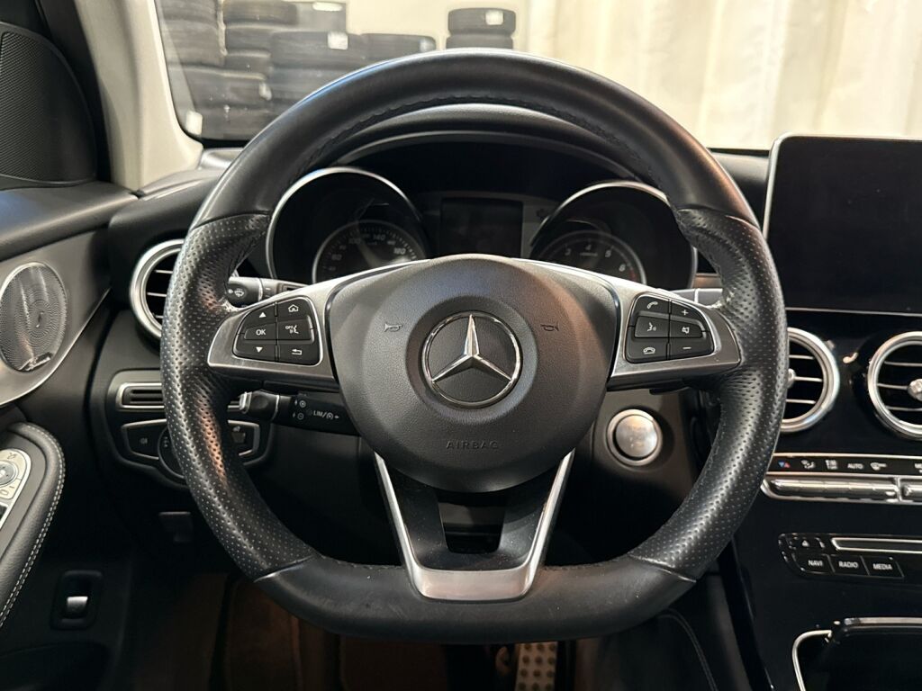 Mercedes-Benz GLC 2017 Musta