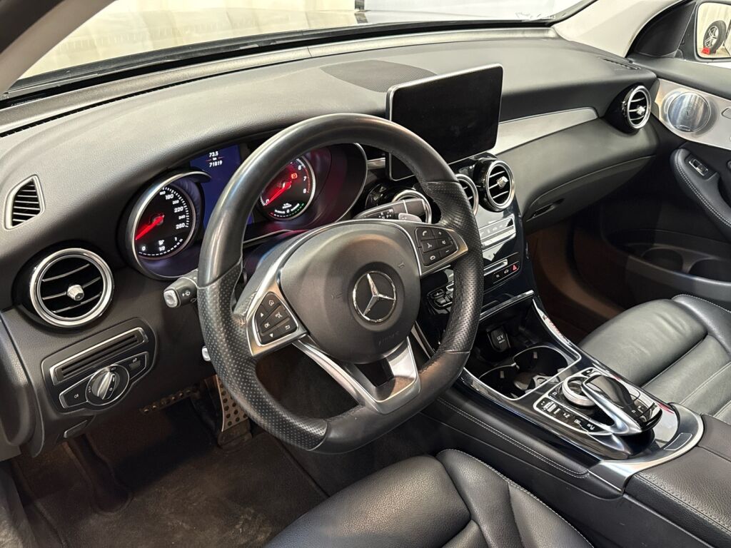 Mercedes-Benz GLC 2017 Musta