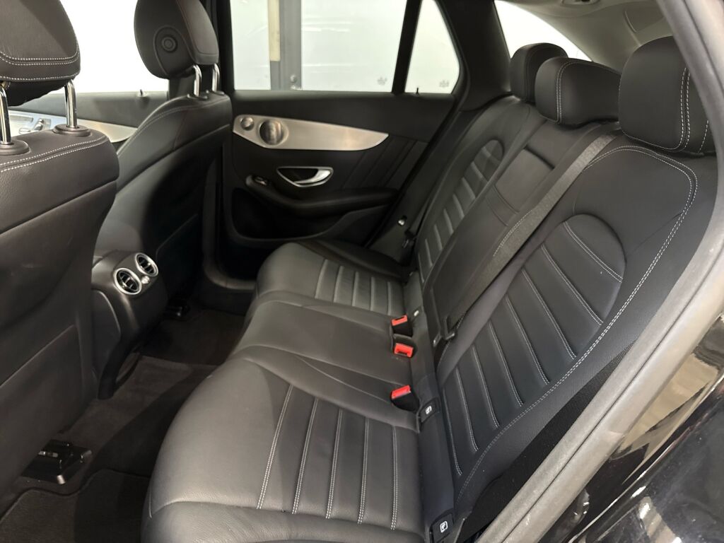 Mercedes-Benz GLC 2017 Musta