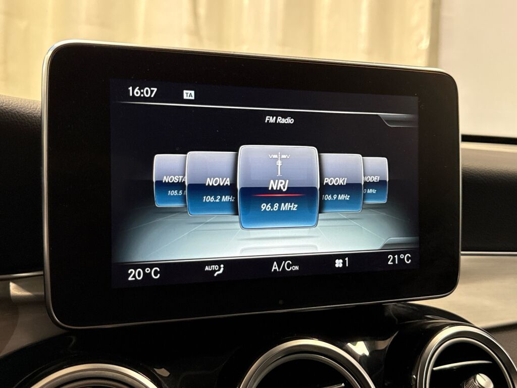 Mercedes-Benz GLC 2017 Musta