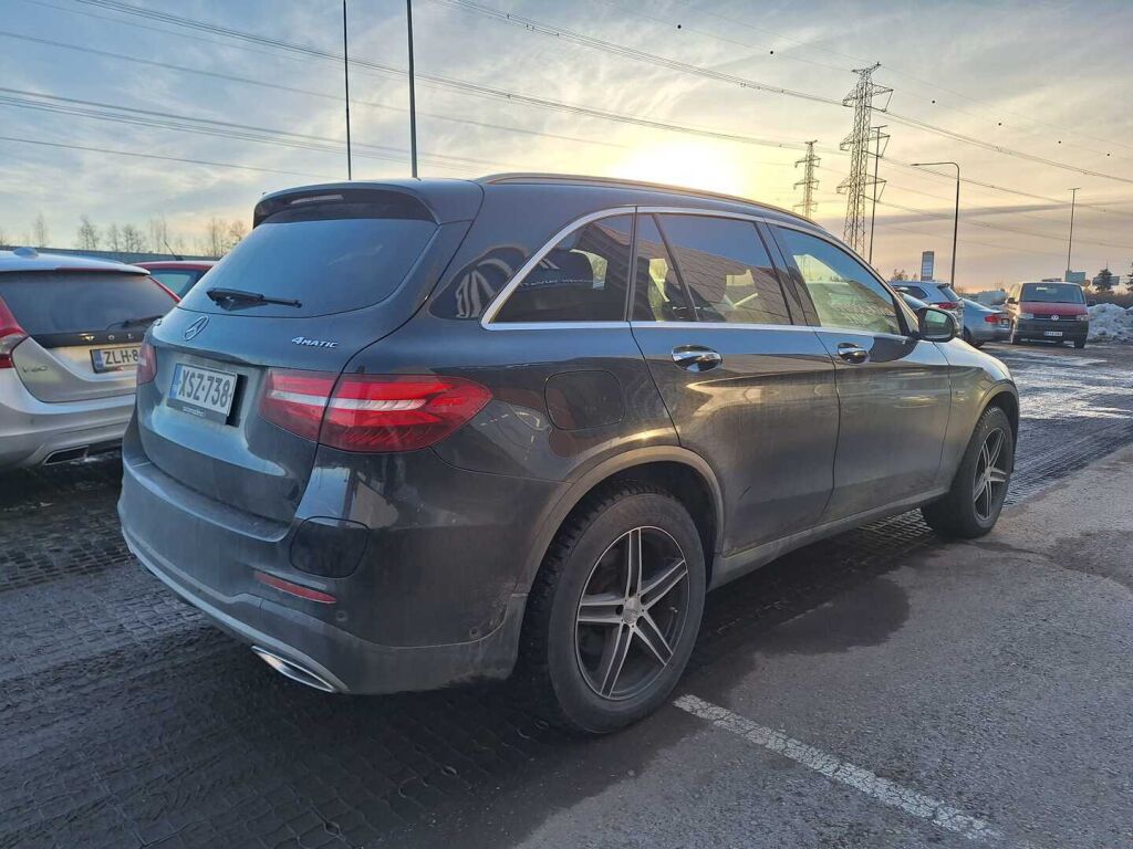 Mercedes-Benz GLC 2017 Musta
