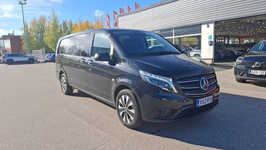 Mercedes-Benz Vito 2021 Musta