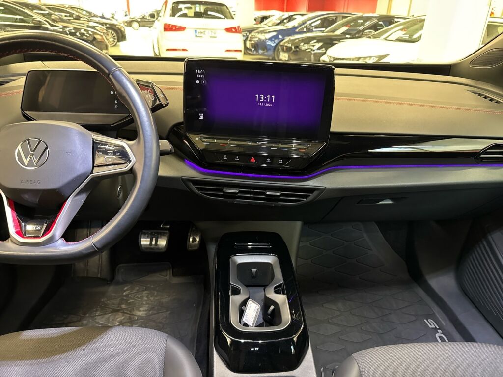 Volkswagen ID.5 2023 Valkoinen / Musta katto