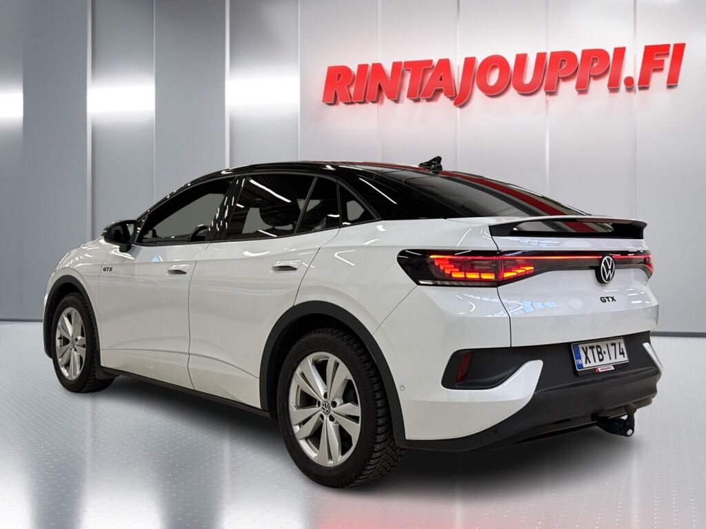 Volkswagen ID.5 2023 Valkoinen / Musta katto