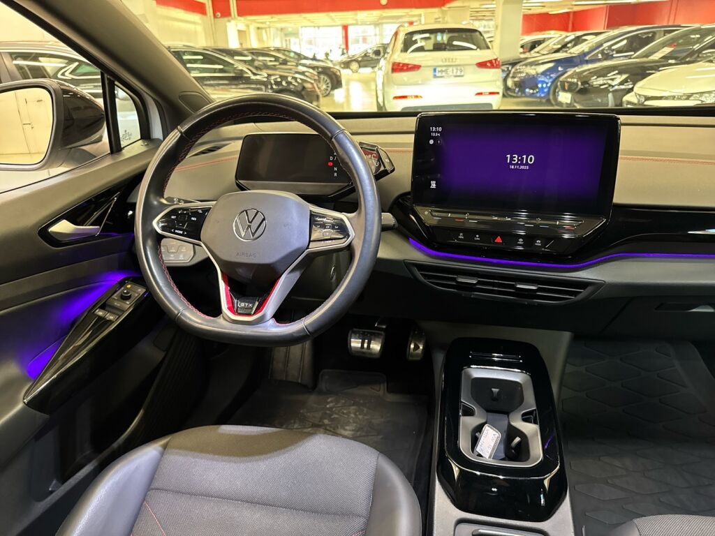 Volkswagen ID.5 2023 Valkoinen / Musta katto