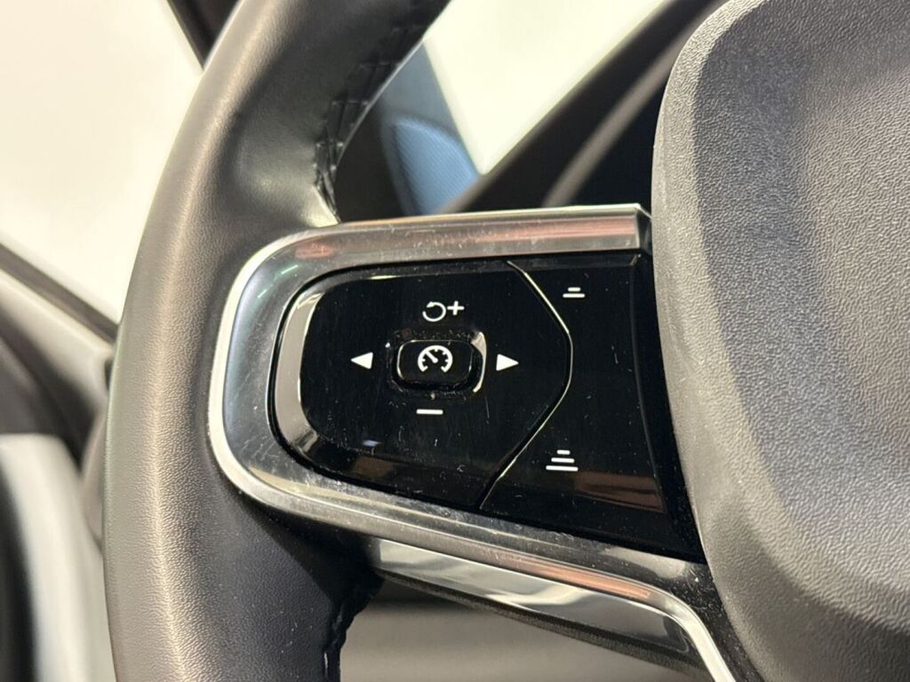 Polestar 2 2021 Valkoinen