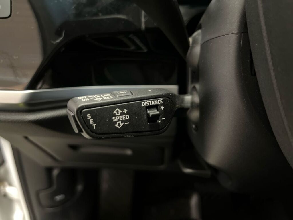 Audi Q3 2019 Valkoinen