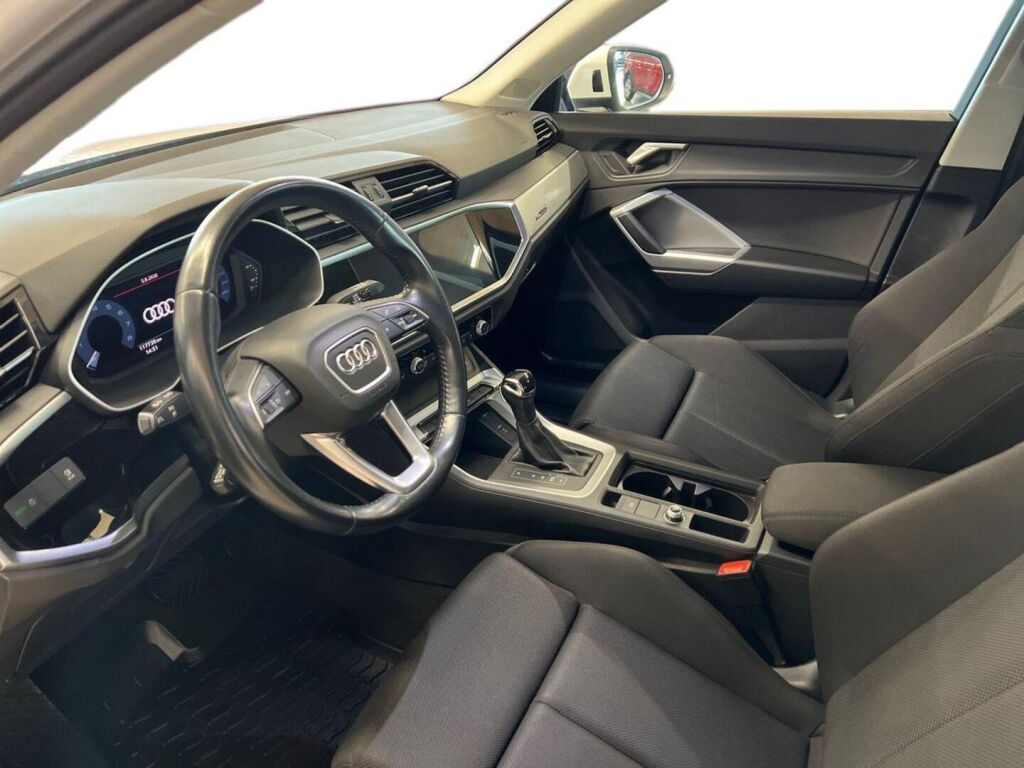 Audi Q3 2019 Valkoinen