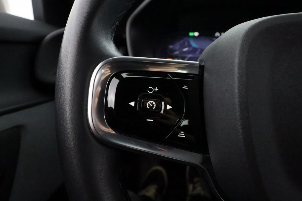 Polestar 2 2021 Harmaa