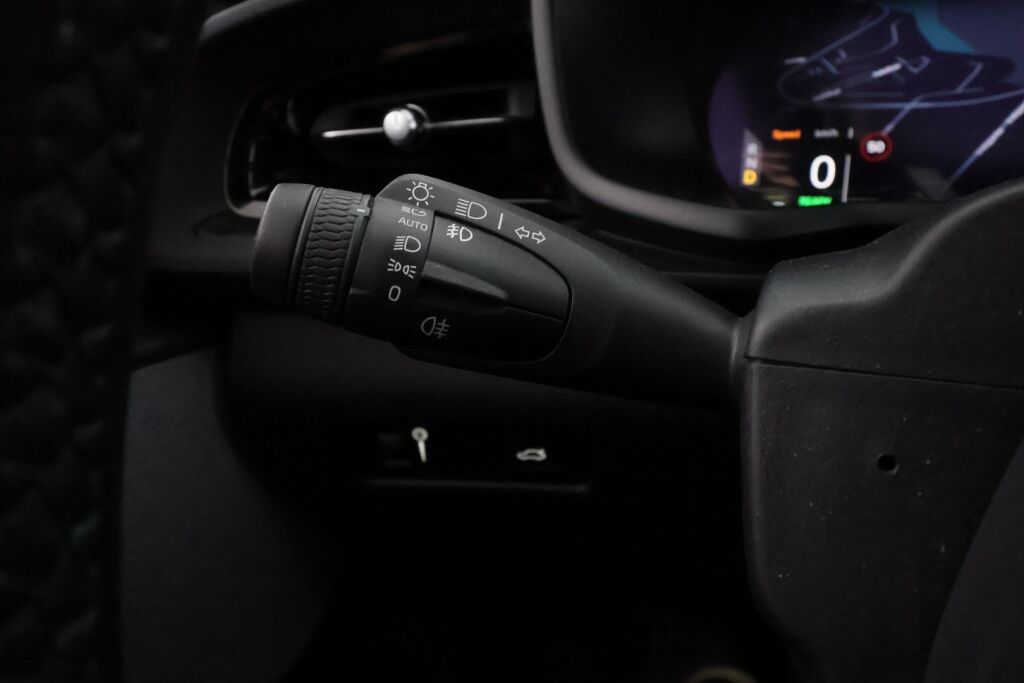 Polestar 2 2021 Harmaa