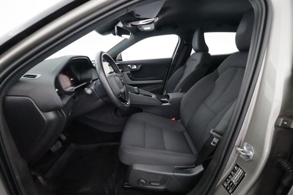 Polestar 2 2021 Harmaa