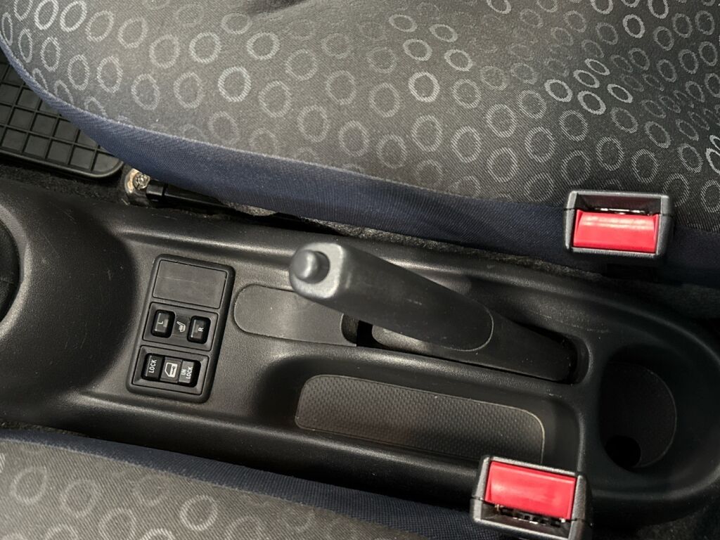 Toyota Yaris 2005 Valkoinen