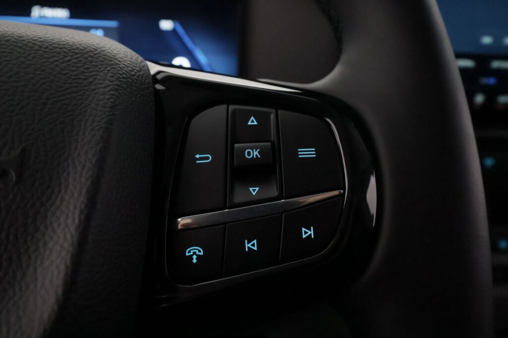 Ford Transit Custom 2025 Sininen