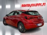 Opel Astra 2021 Punainen