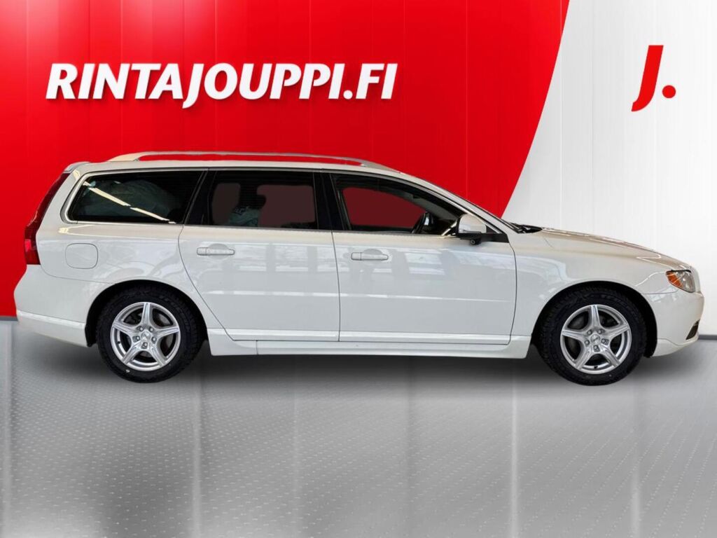 Volvo V70 2012 Valkoinen