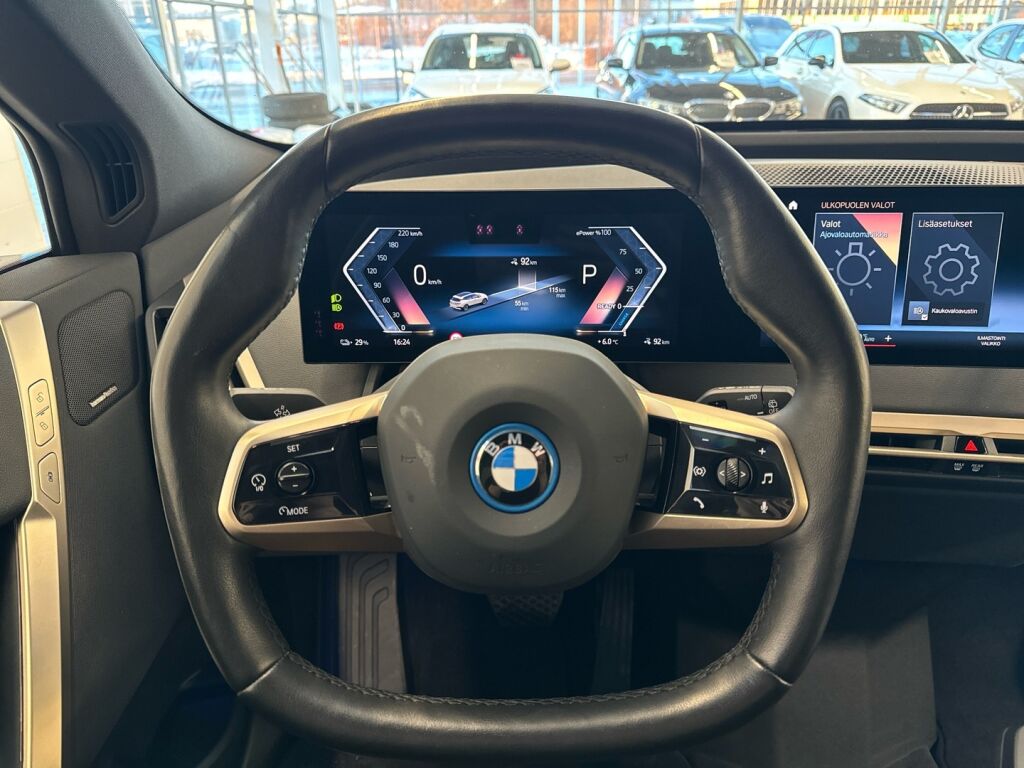 BMW iX 2023 