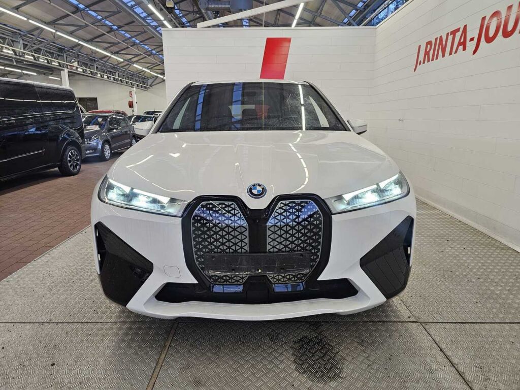 BMW iX 2023 