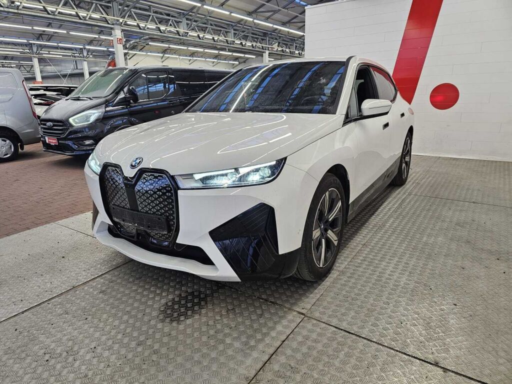 BMW iX 2023 