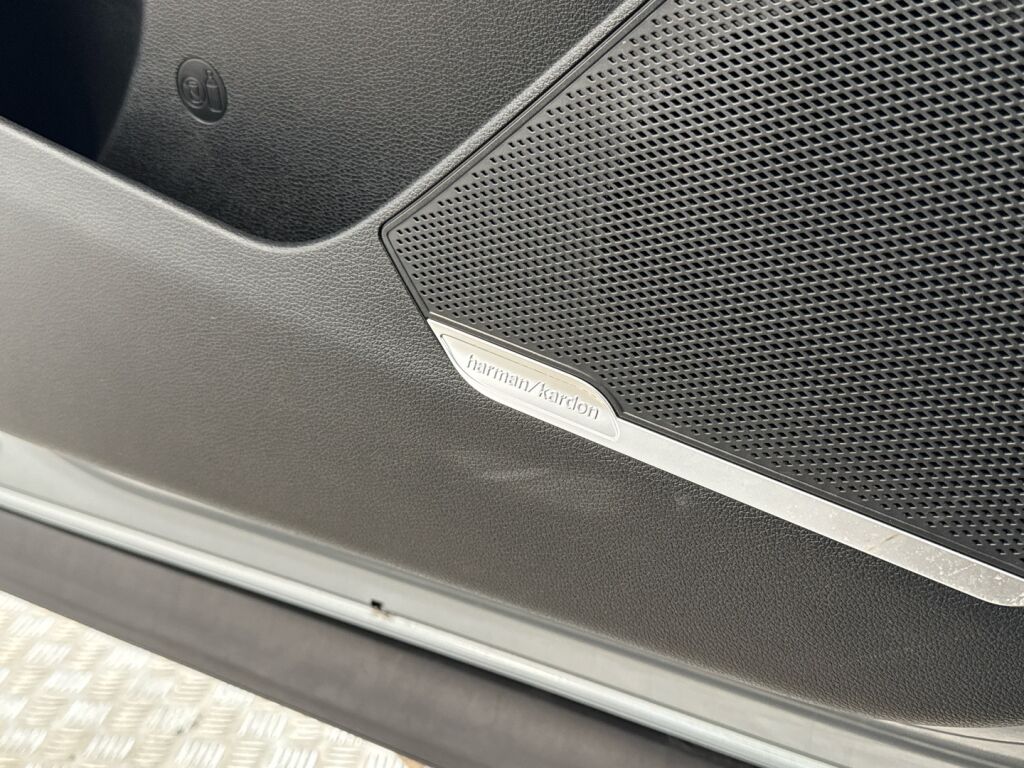 Kia Sportage 2023 met.hopea