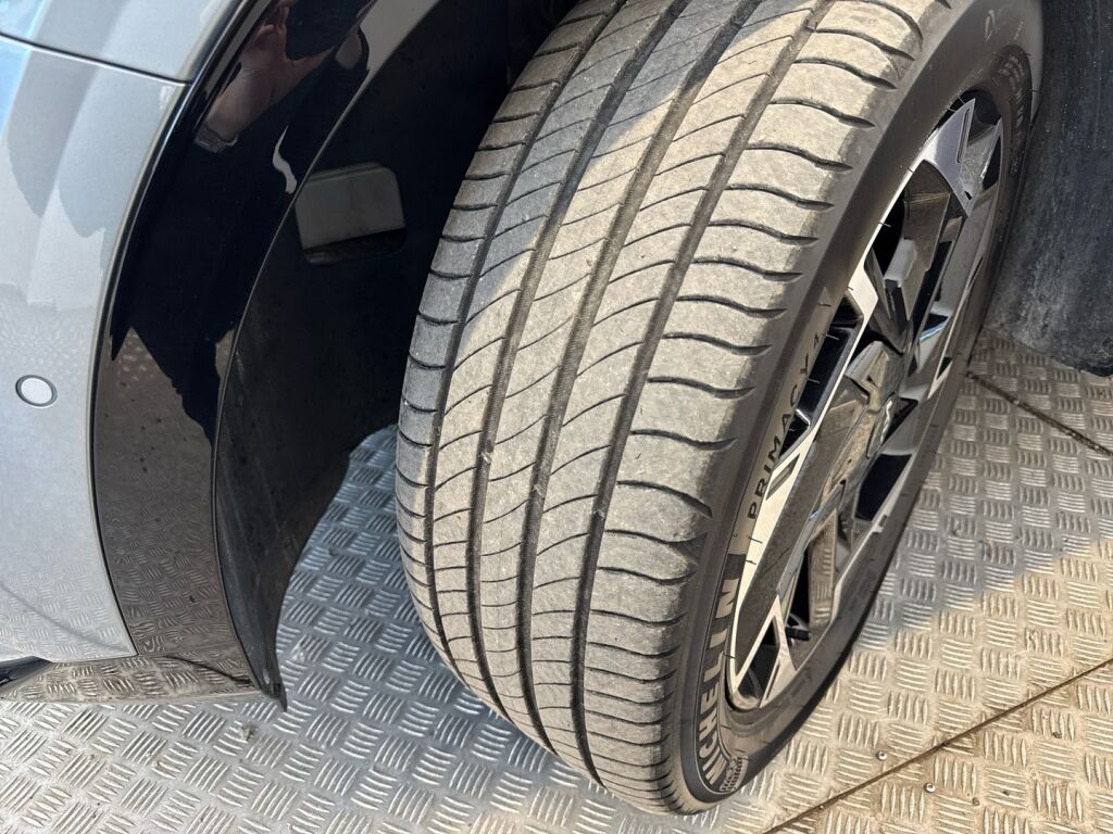 Kia Sportage 2023 met.hopea