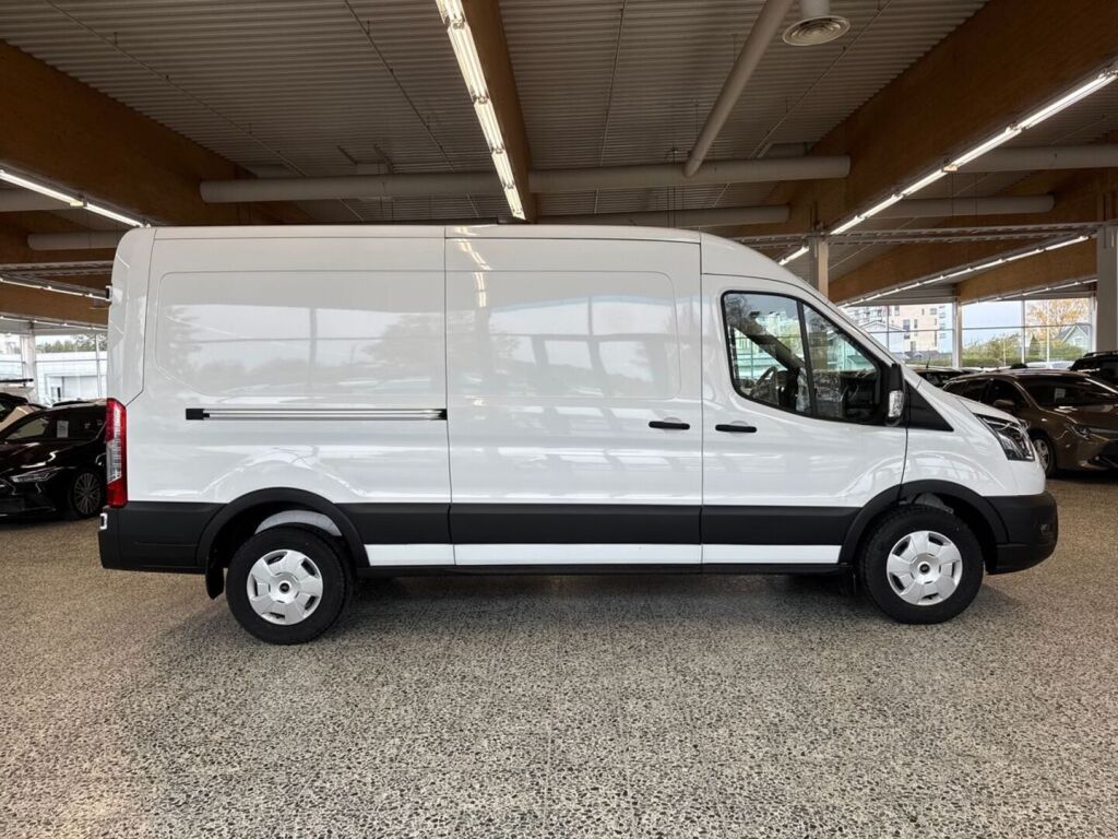 Ford Transit 2026 Valkoinen