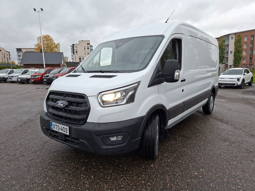 Ford Transit 2026 Valkoinen
