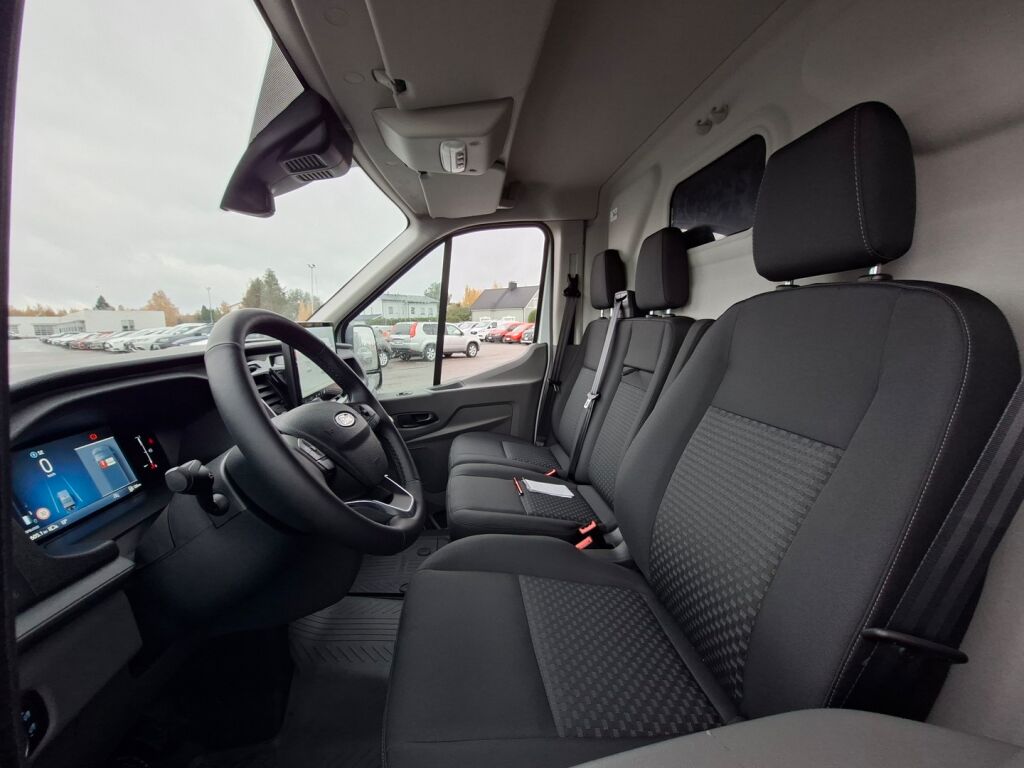Ford Transit 2026 Valkoinen