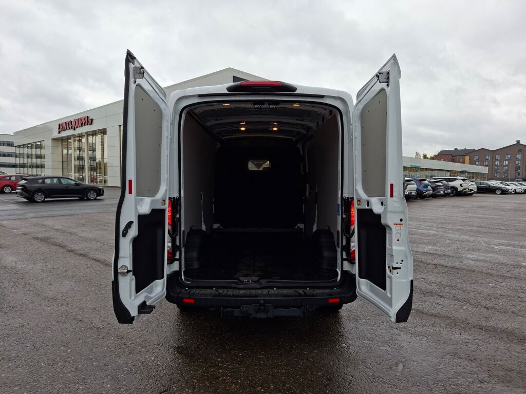 Ford Transit 2026 Valkoinen