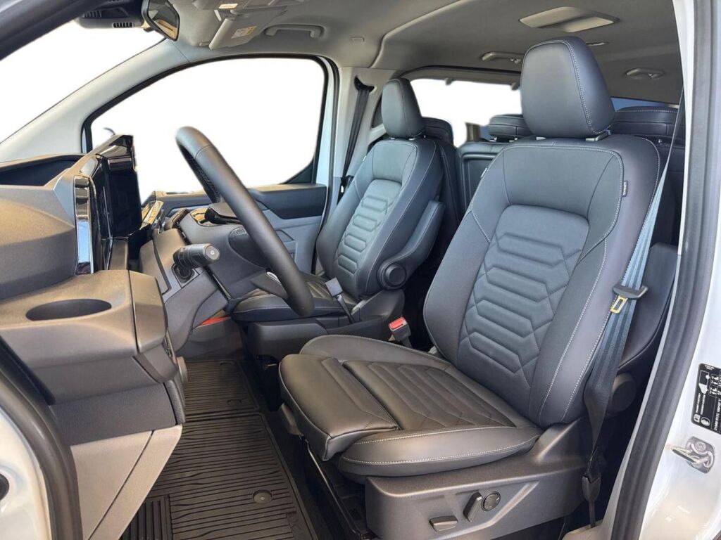 Ford Tourneo Custom 2026 Frozen White