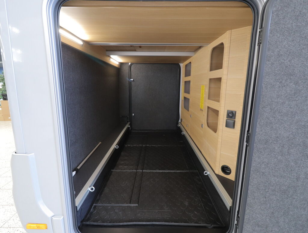 Adria Matrix 670 SL 60 Years Selection 2026 Harmaa