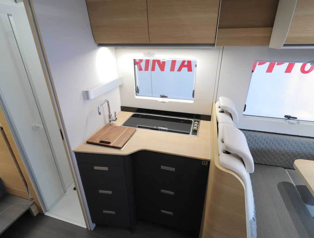 Adria Matrix 670 SL 60 Years Selection 2026 Harmaa