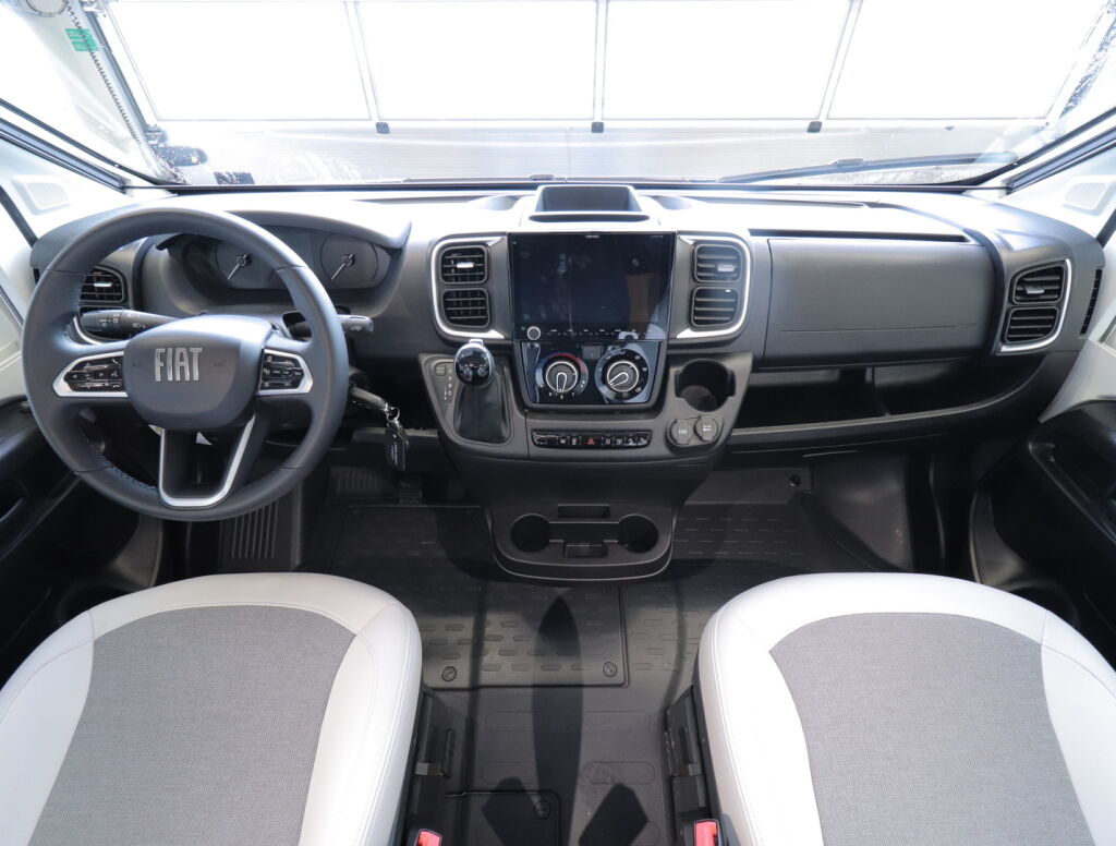 Adria Matrix 670 SL 60 Years Selection 2026 Harmaa