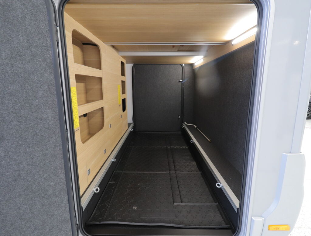 Adria Matrix 670 SL 60 Years Selection 2026 Harmaa
