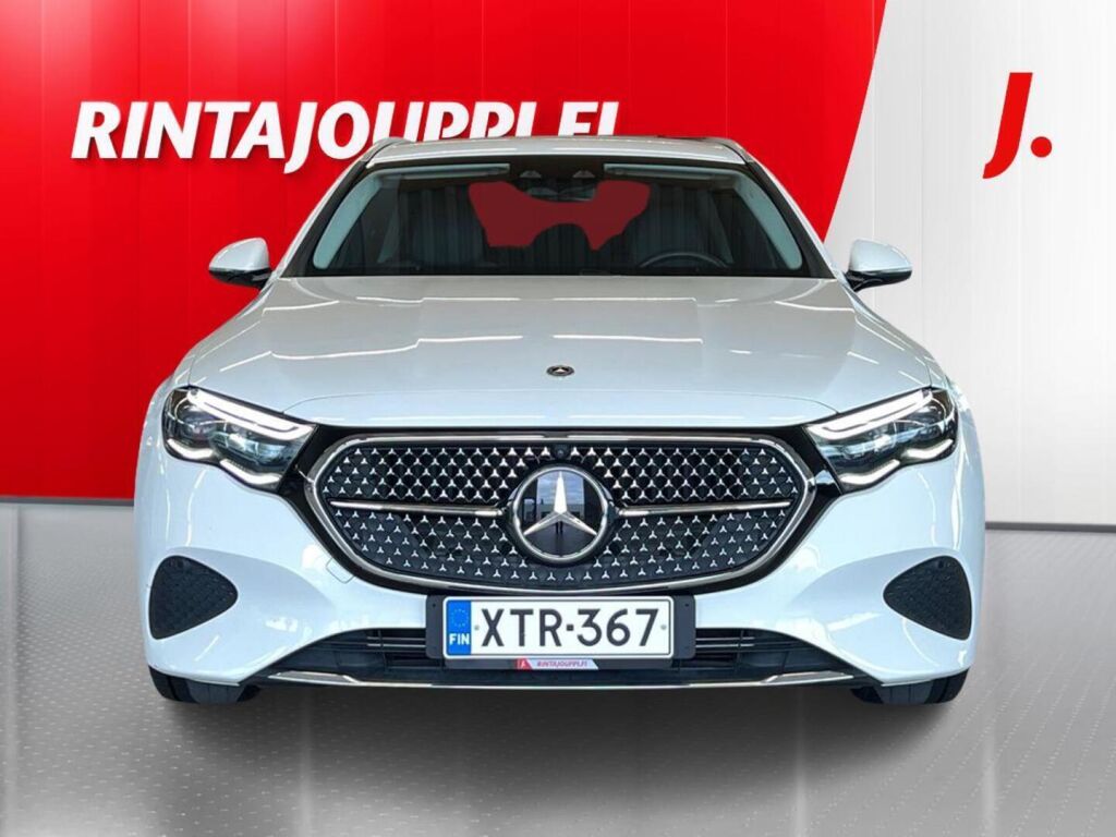 Mercedes-Benz E 2024 Valkoinen
