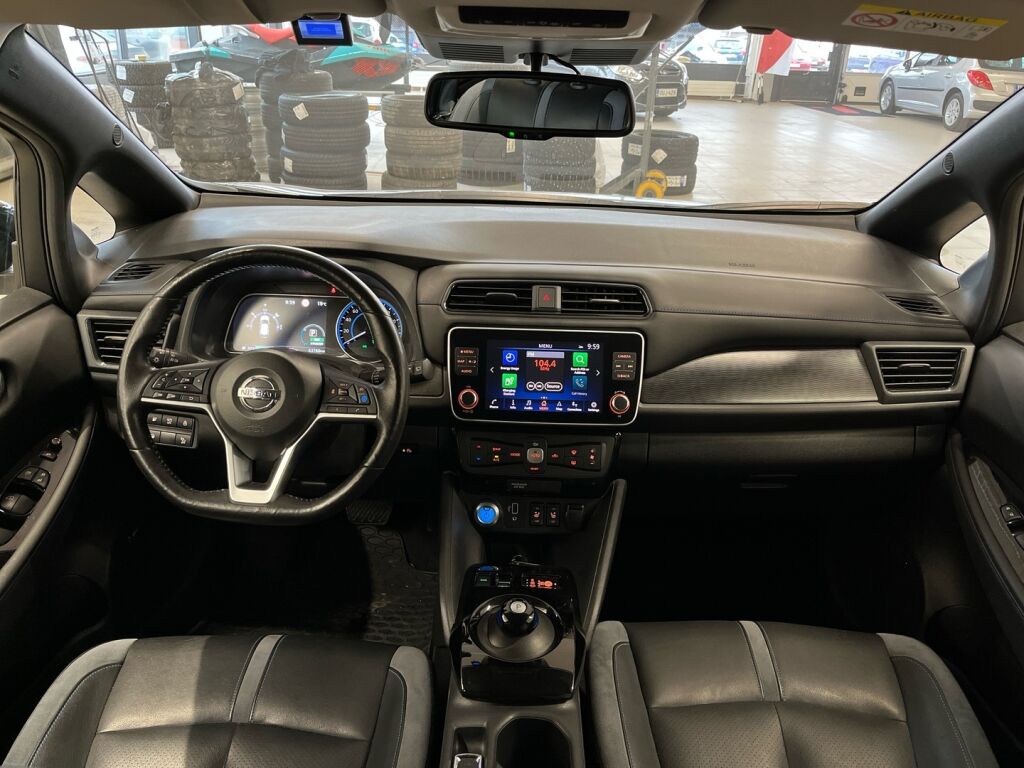 Nissan Leaf 2019 Musta