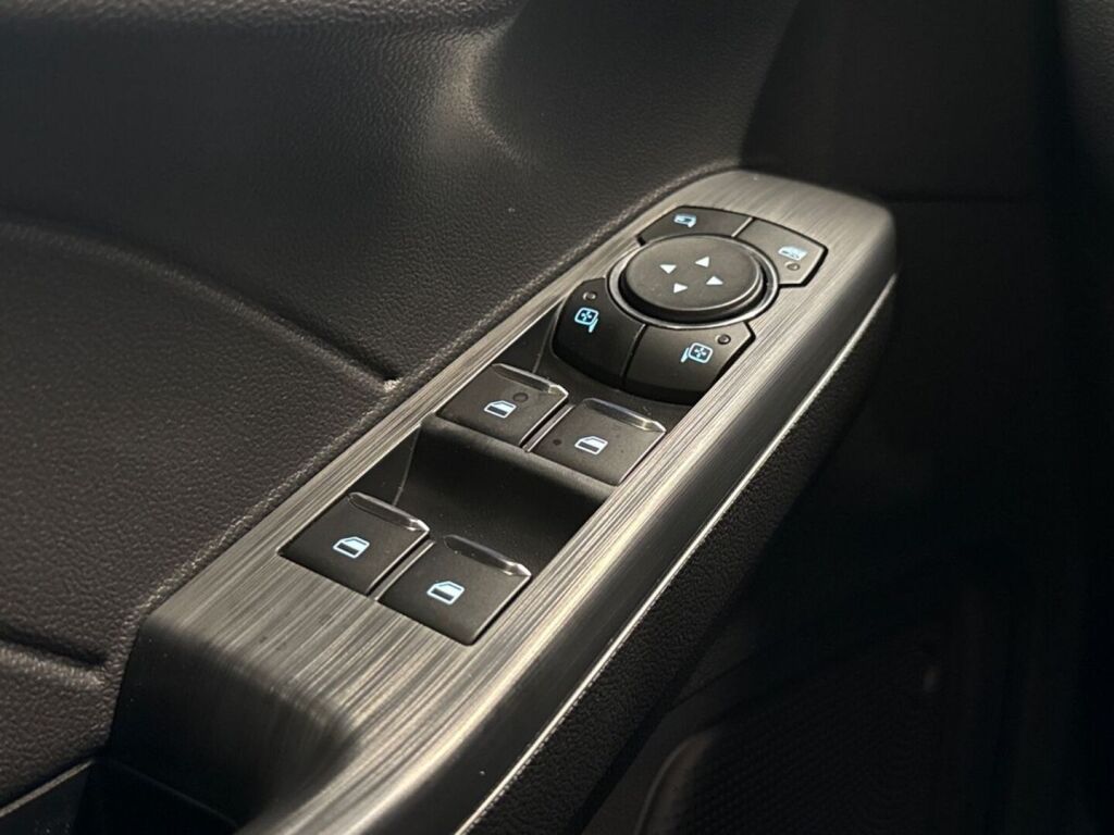 Ford Kuga 2026 Vihreä