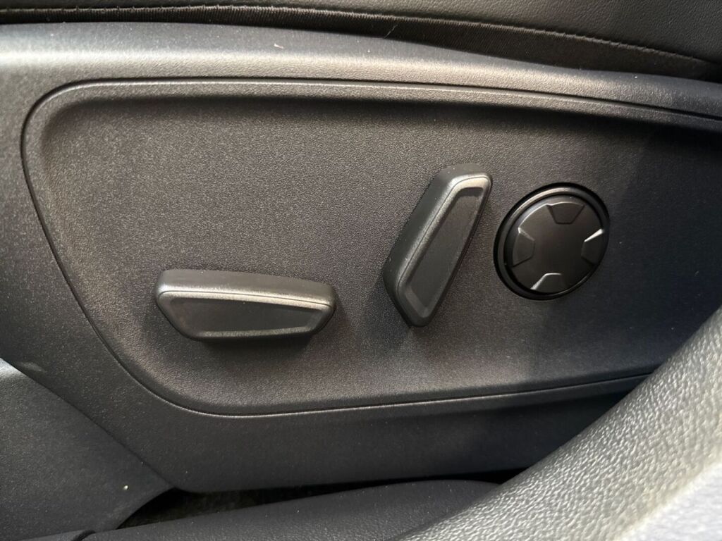 Ford Kuga 2026 Vihreä