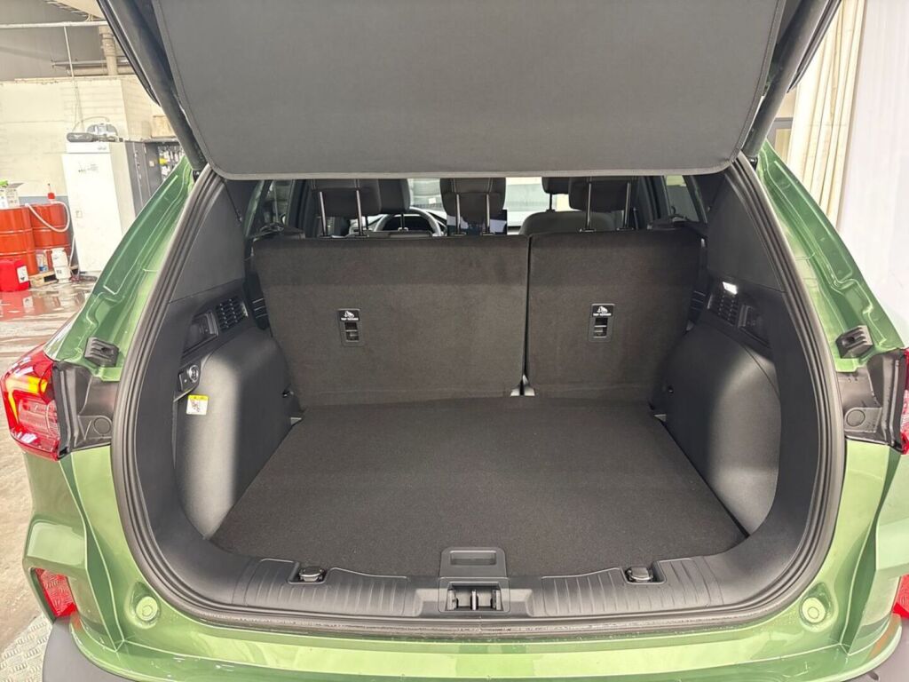 Ford Kuga 2026 Vihreä