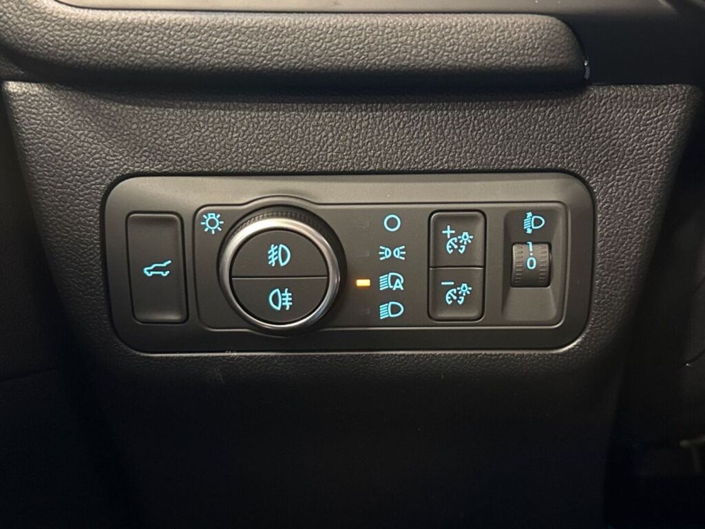 Ford Kuga 2026 Vihreä