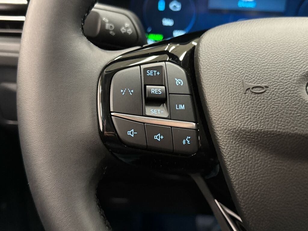 Ford Kuga 2026 Valkoinen