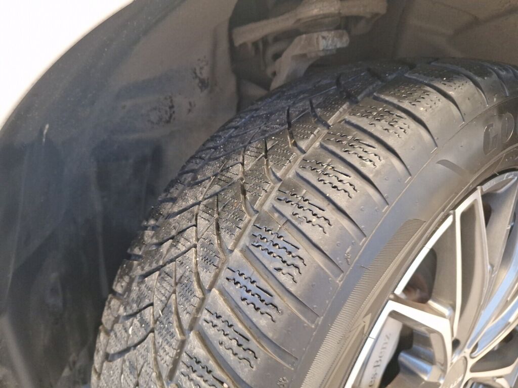 Mercedes-Benz EQC 2021 