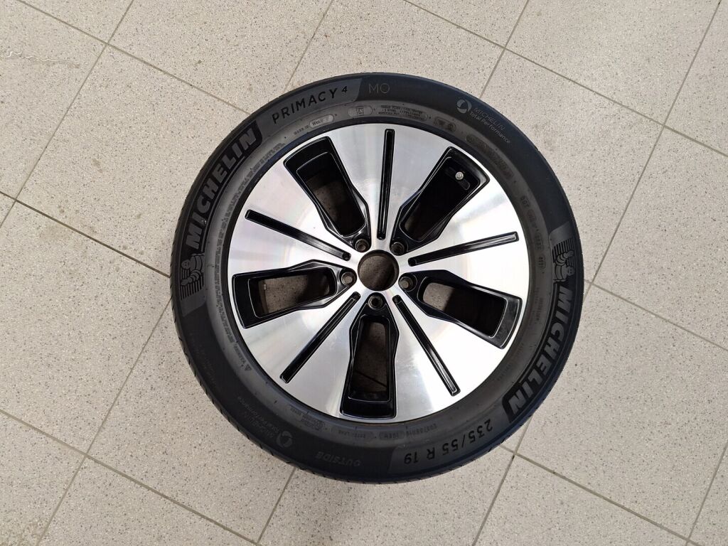 Mercedes-Benz EQC 2021 