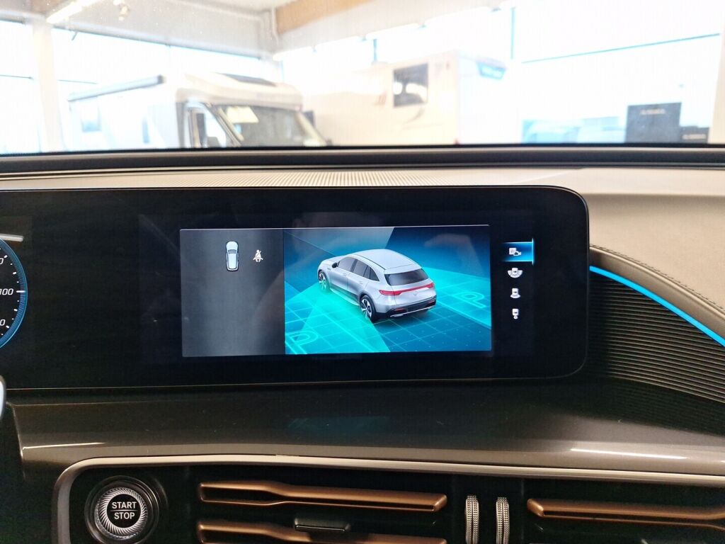 Mercedes-Benz EQC 2021 