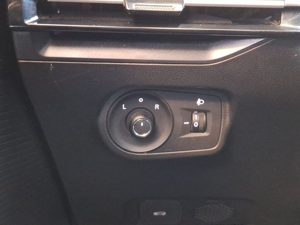 Mg MG4 2023 met. harmaa