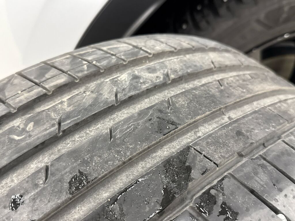 Volkswagen ID.4 2023 9