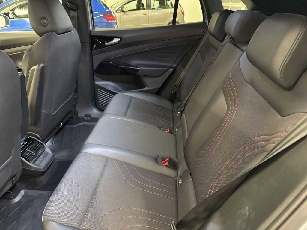 Volkswagen ID.4 2023 Y